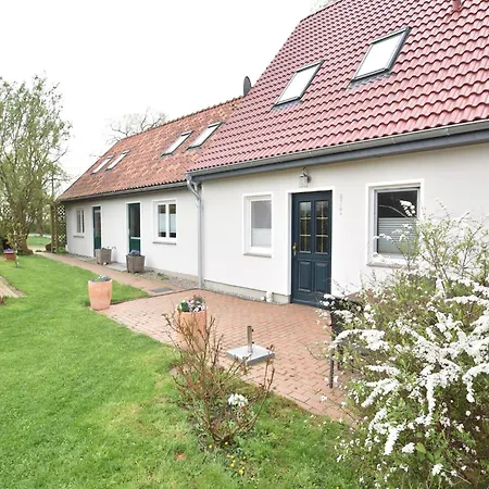 Lovely In With Garden * Stellshagen