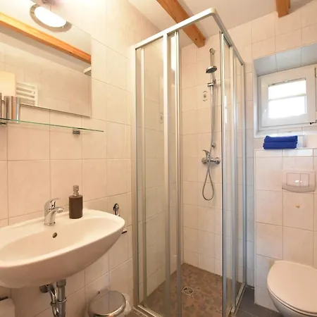 Apartamento Lovely In With Garden